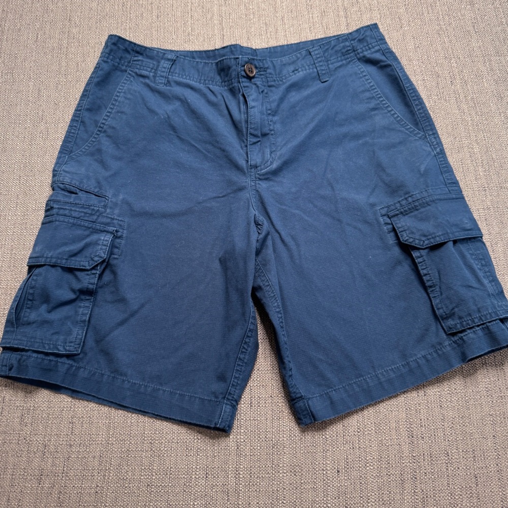 Magellan Outdoors Mens 30W Navy Blue Cargo Shorts Canvas Hiking Fishing Casual